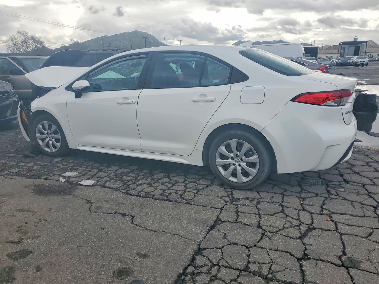 2022 TOYOTA COROLLA