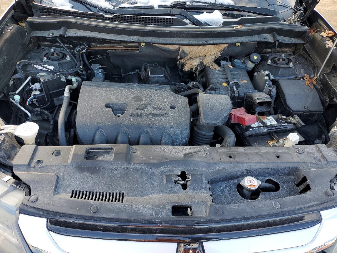 2016 MITSUBISHI OUTLANDER