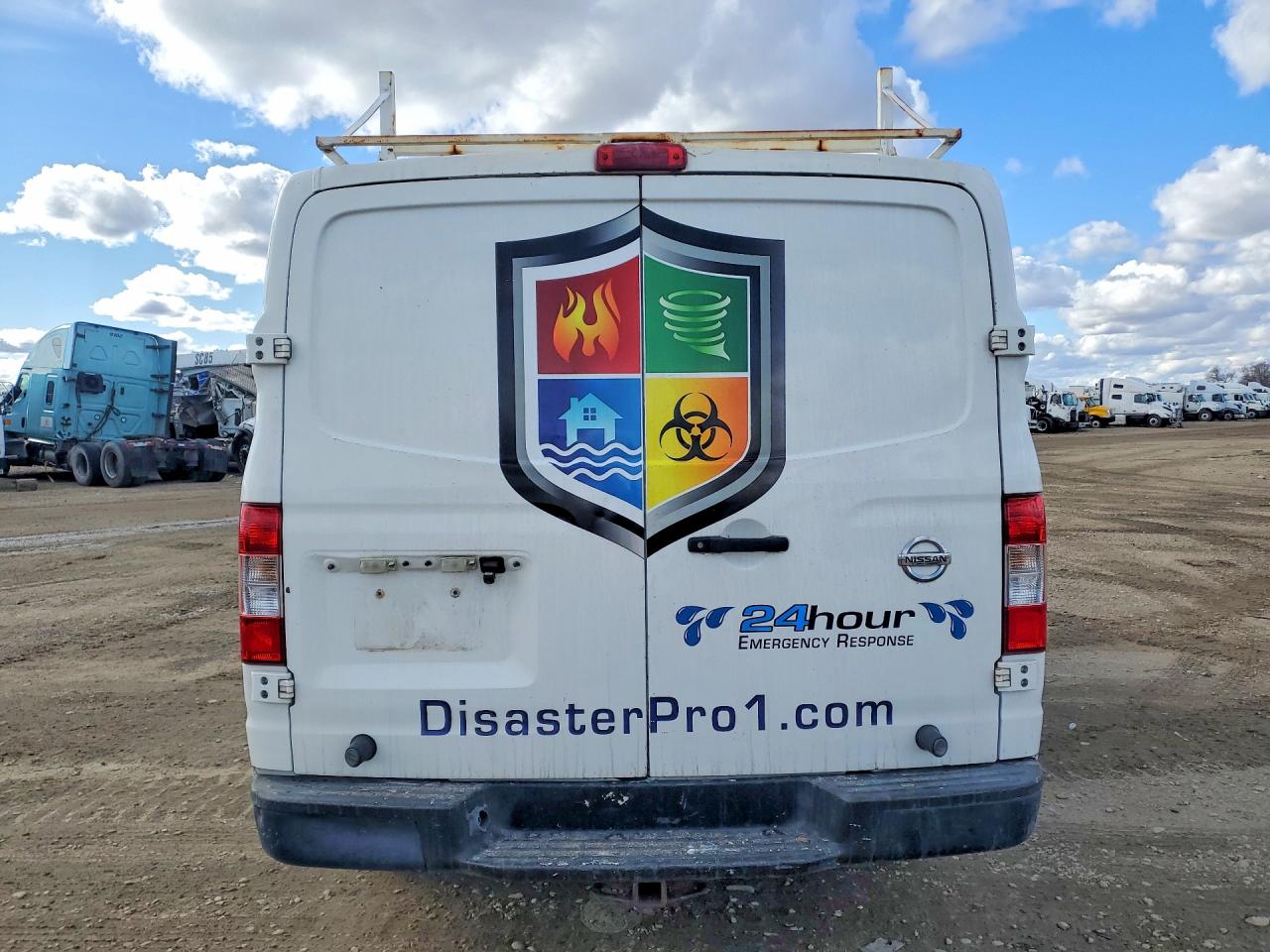 2012 NISSAN NV