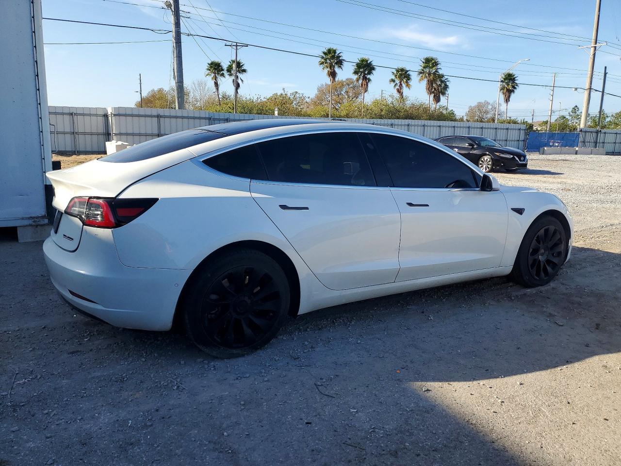 2020 TESLA MODEL 3