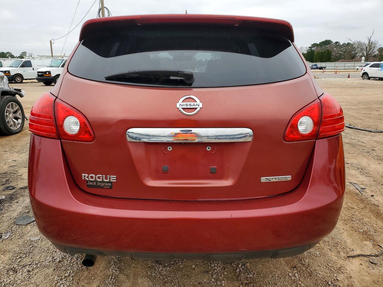2013 NISSAN ROGUE