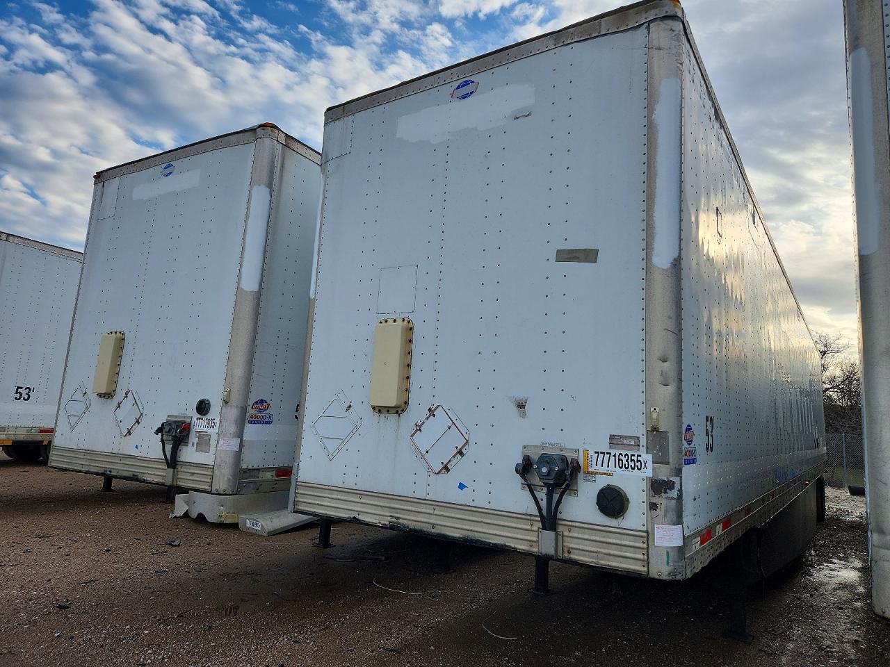 2014 UTIL DRY VAN TR