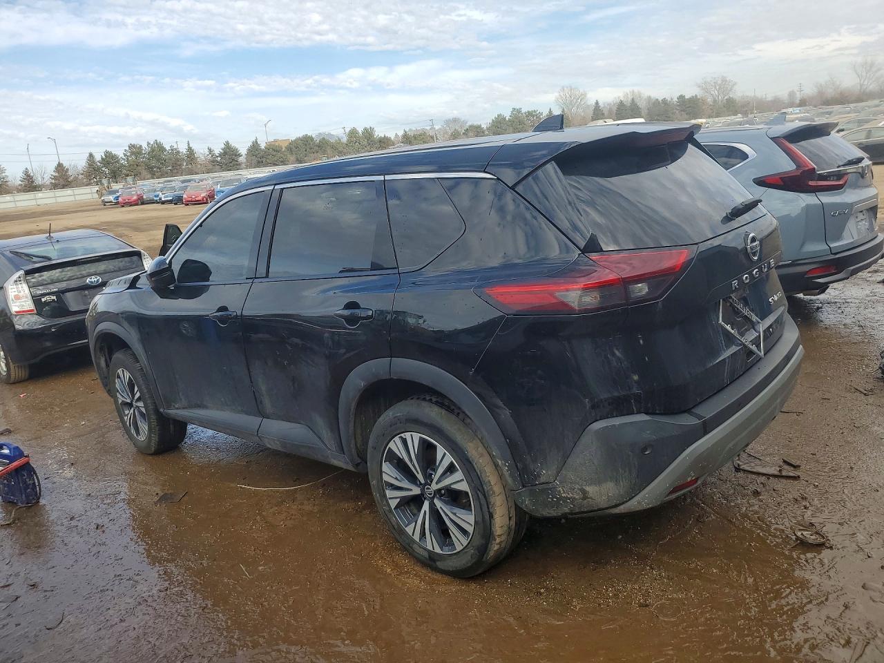 2021 NISSAN ROGUE