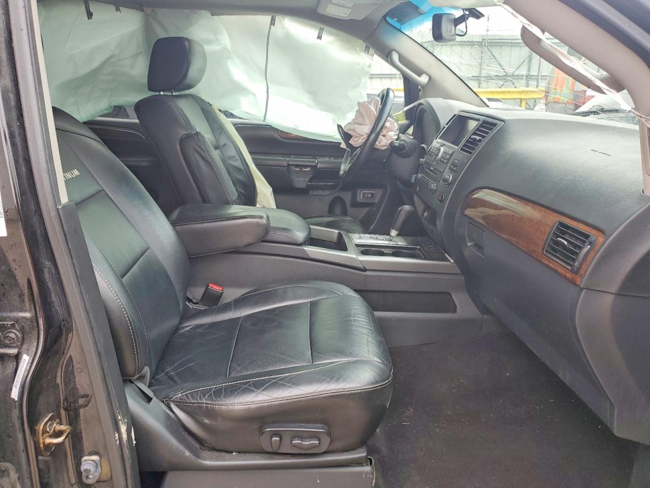 2014 NISSAN ARMADA