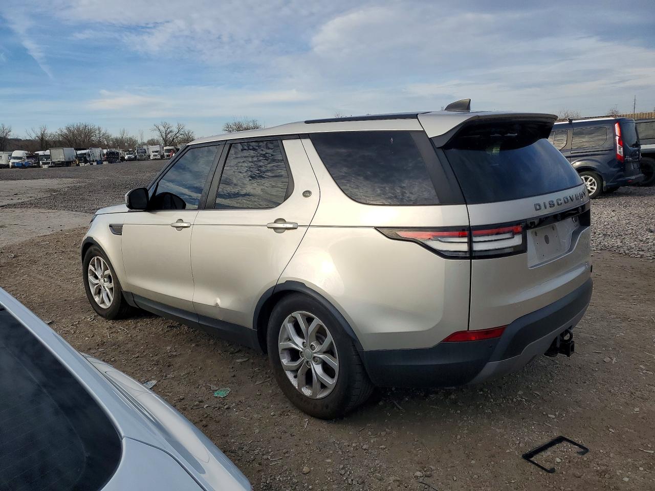 2017 LAND ROVER DISCOVERY