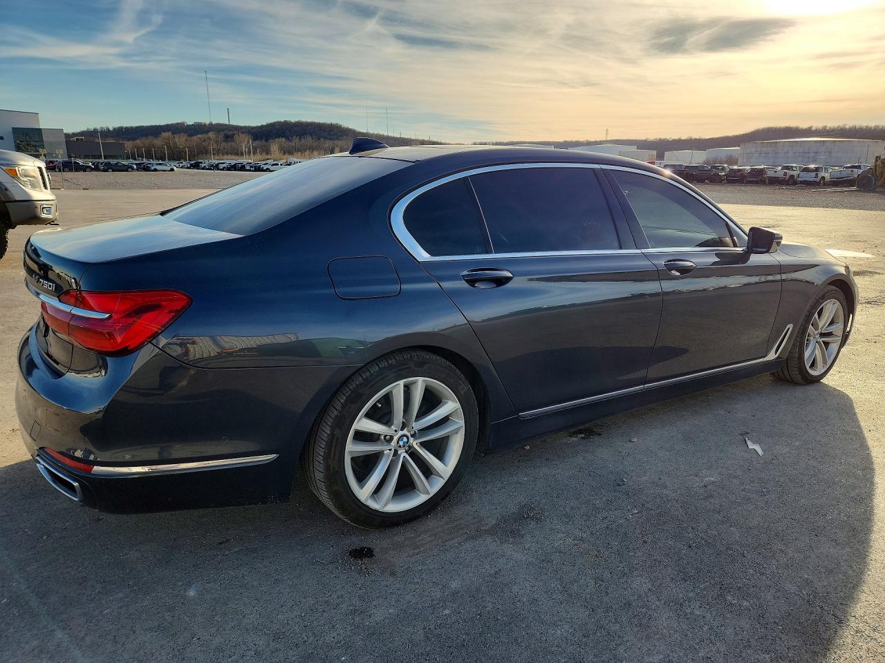 2016 BMW 7 SERIES