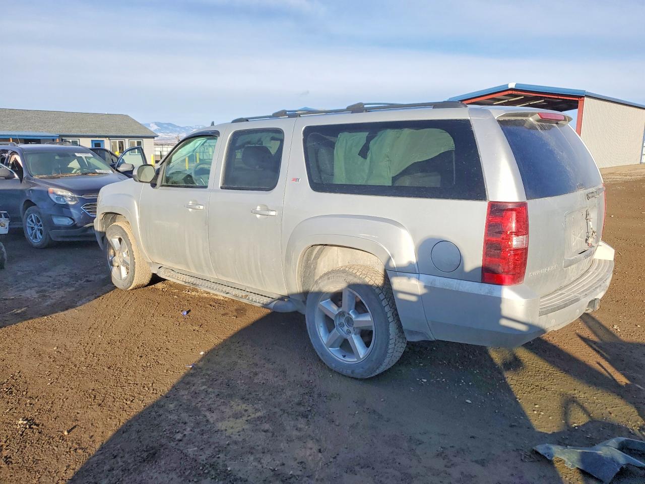 2011 CHEVROLET SUBURBAN