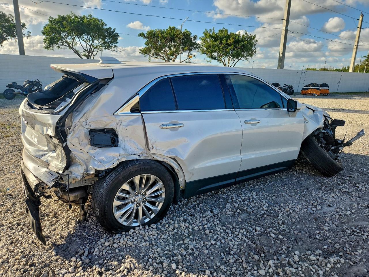 2024 CADILLAC XT4