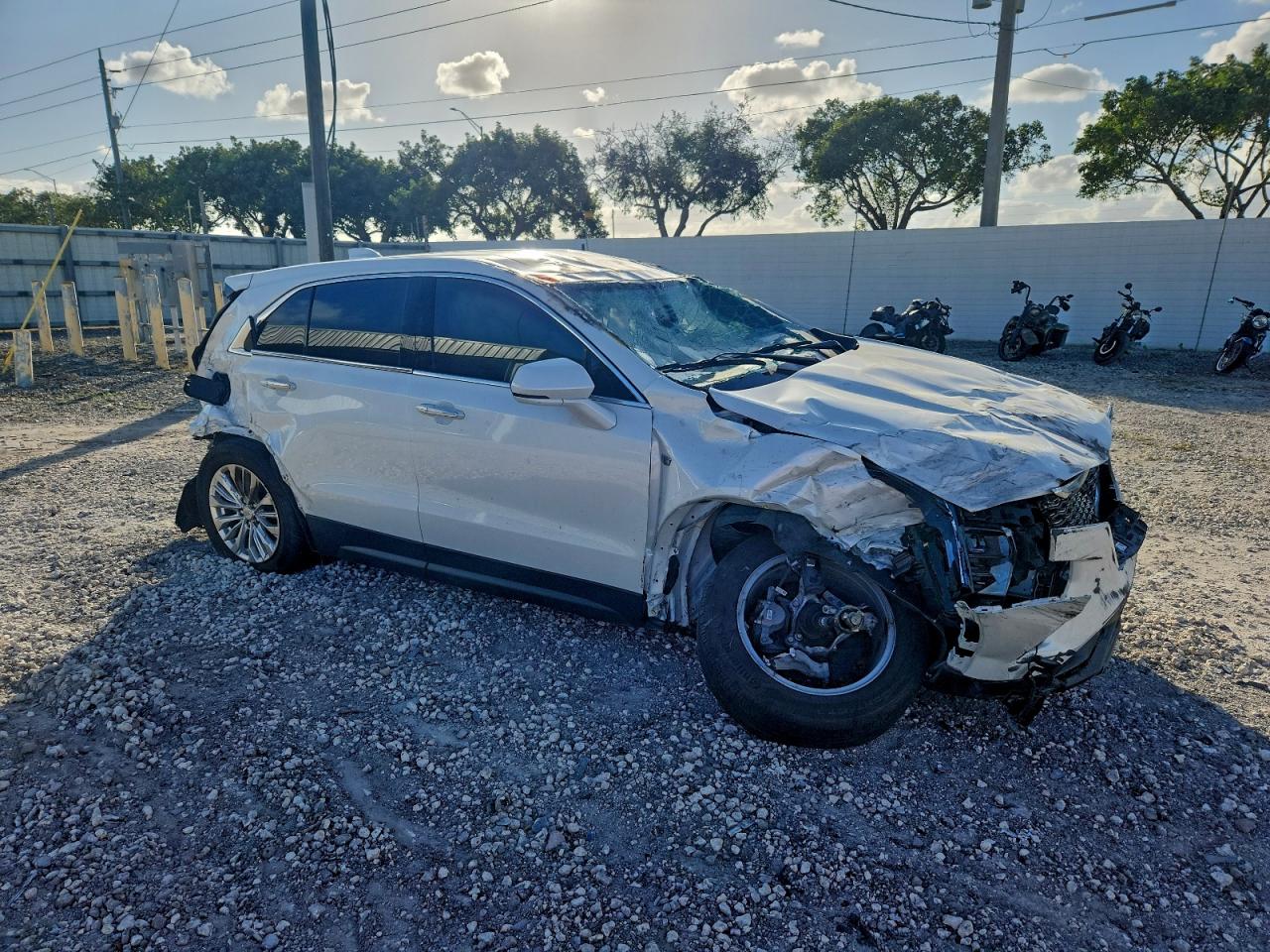 2024 CADILLAC XT4