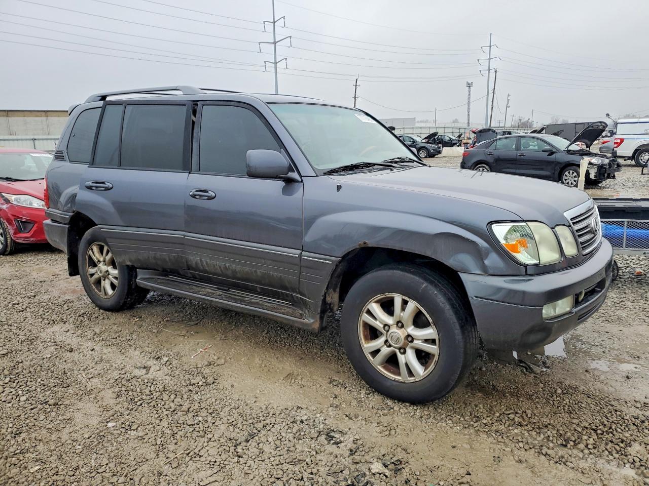 2004 LEXUS LX470