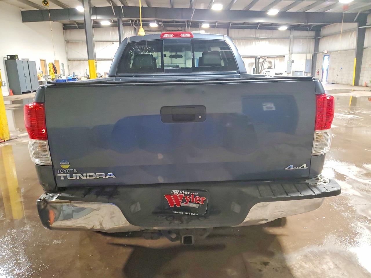 2010 TOYOTA TUNDRA