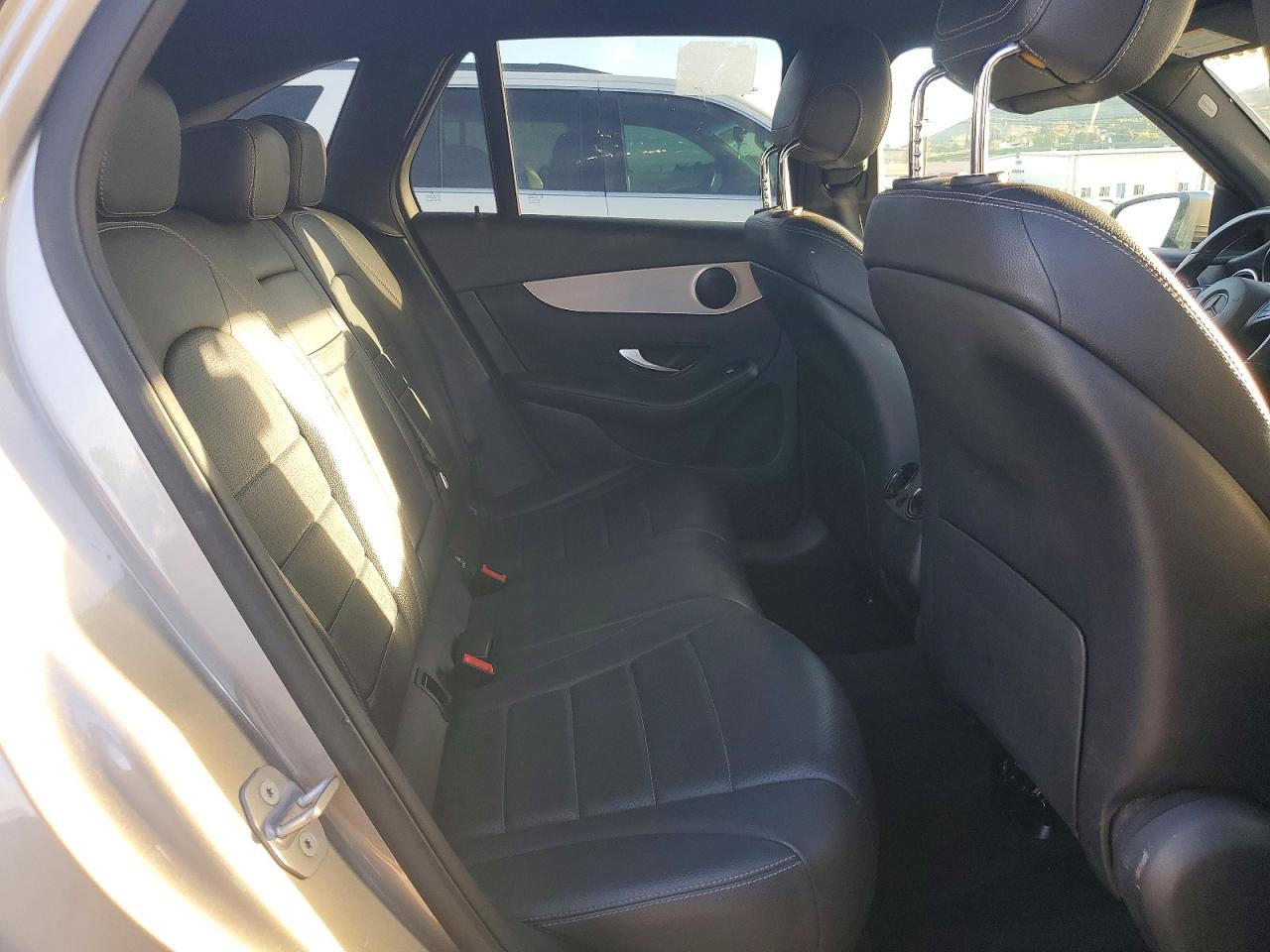 2019 MERCEDES-BENZ GLC-CLASS