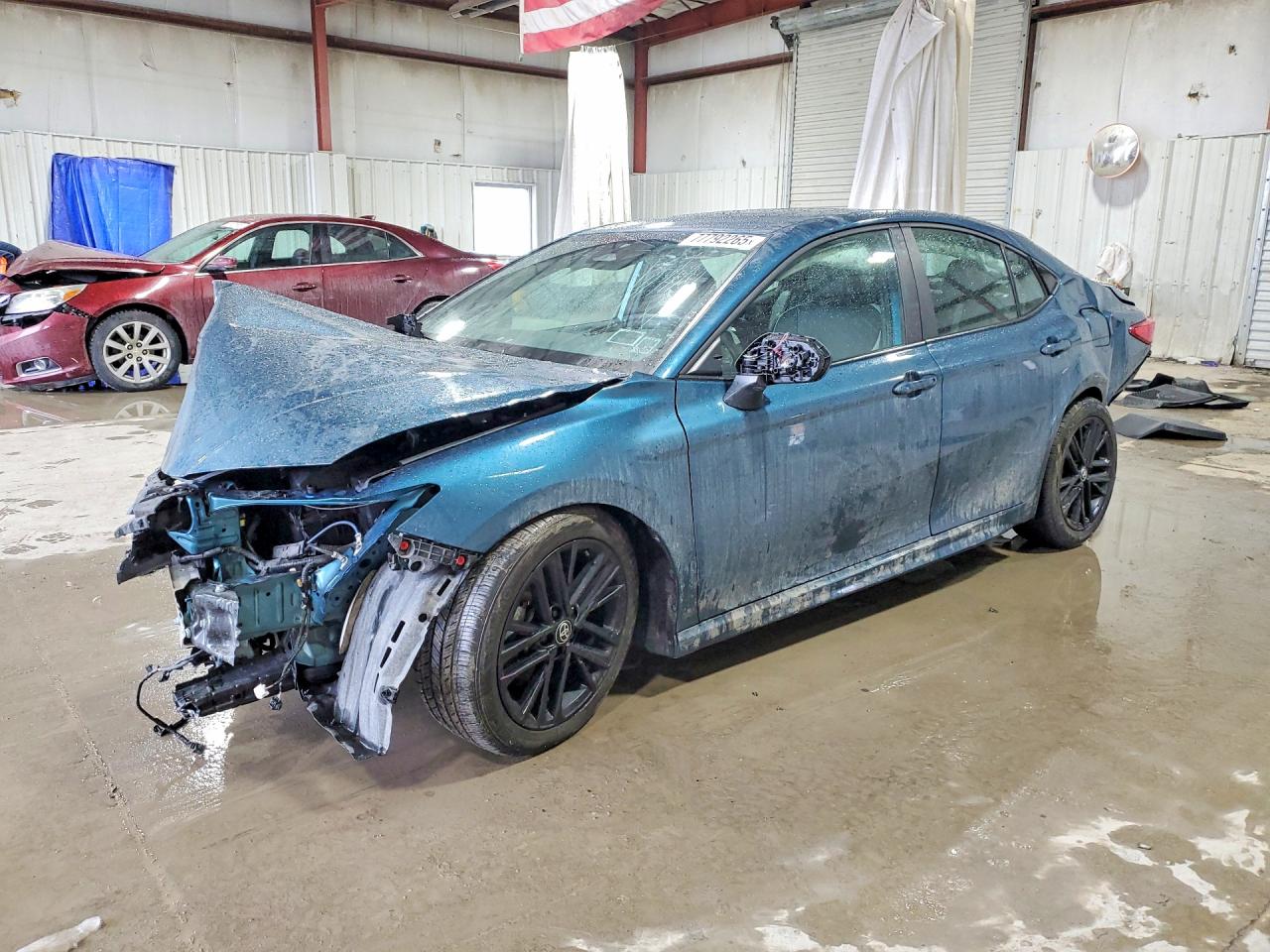 2025 TOYOTA CAMRY