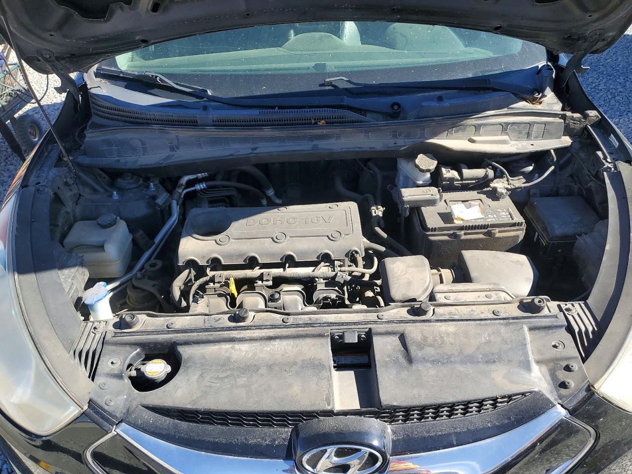 2010 HYUNDAI TUCSON