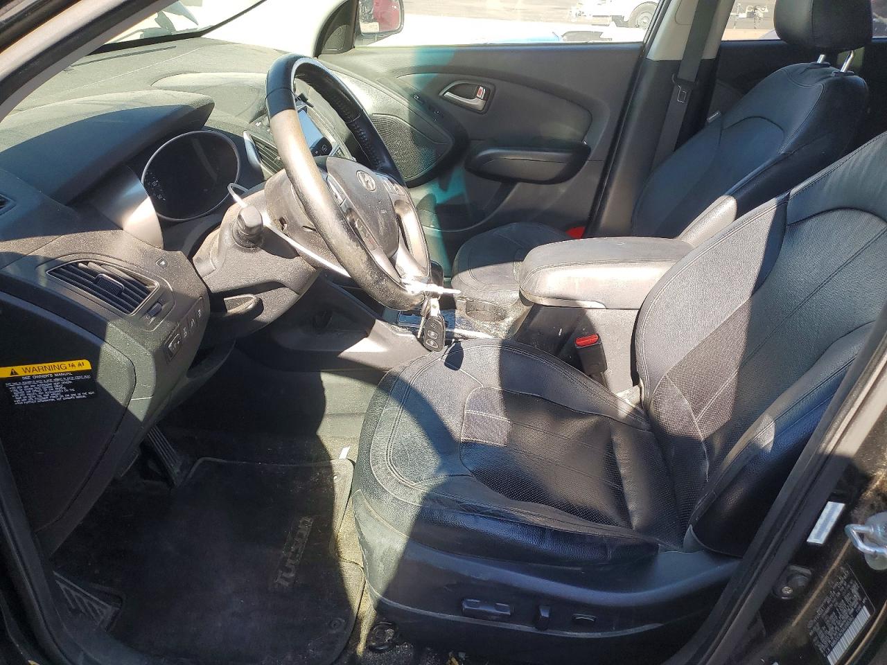 2010 HYUNDAI TUCSON