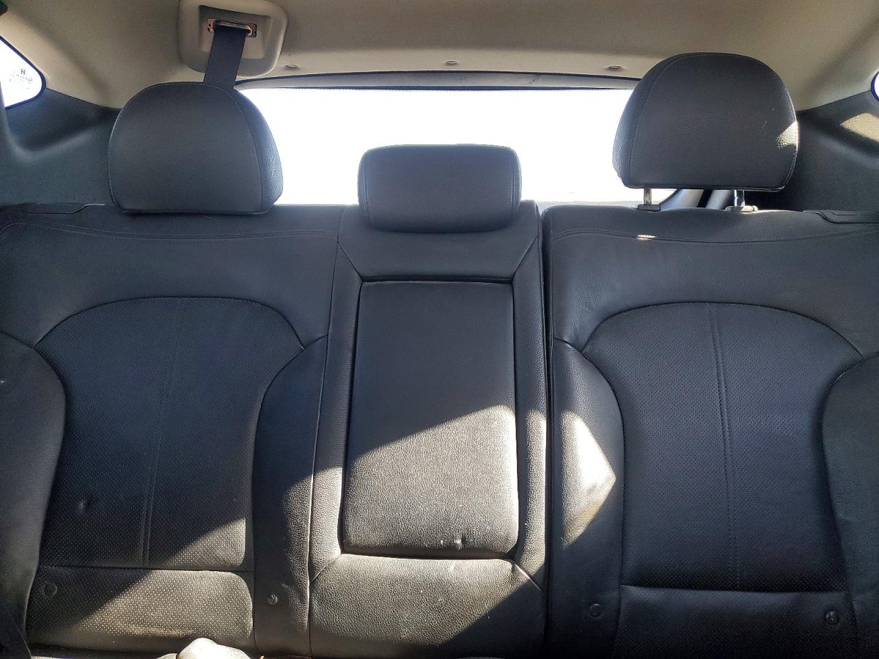 2010 HYUNDAI TUCSON
