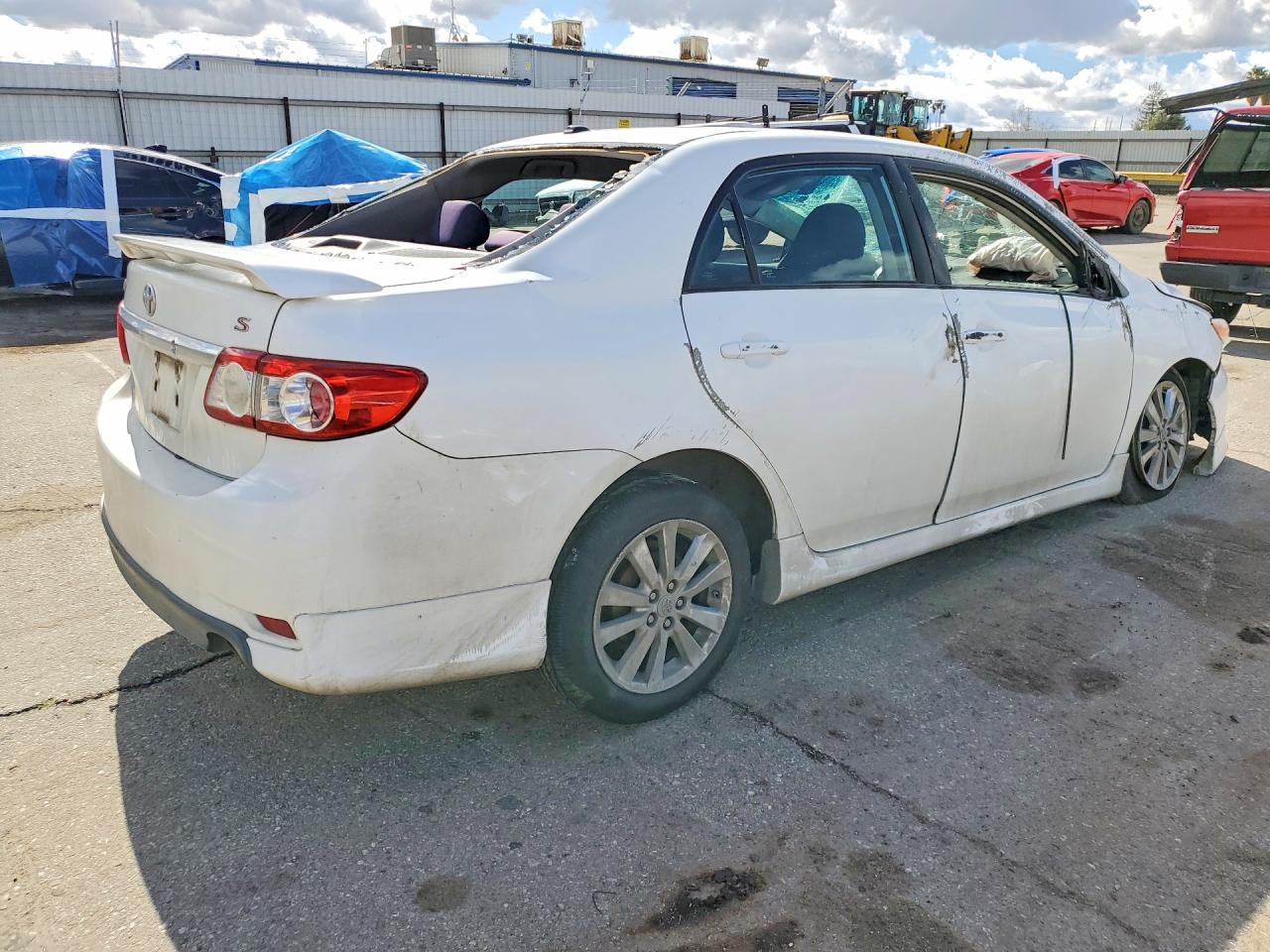 2011 TOYOTA COROLLA