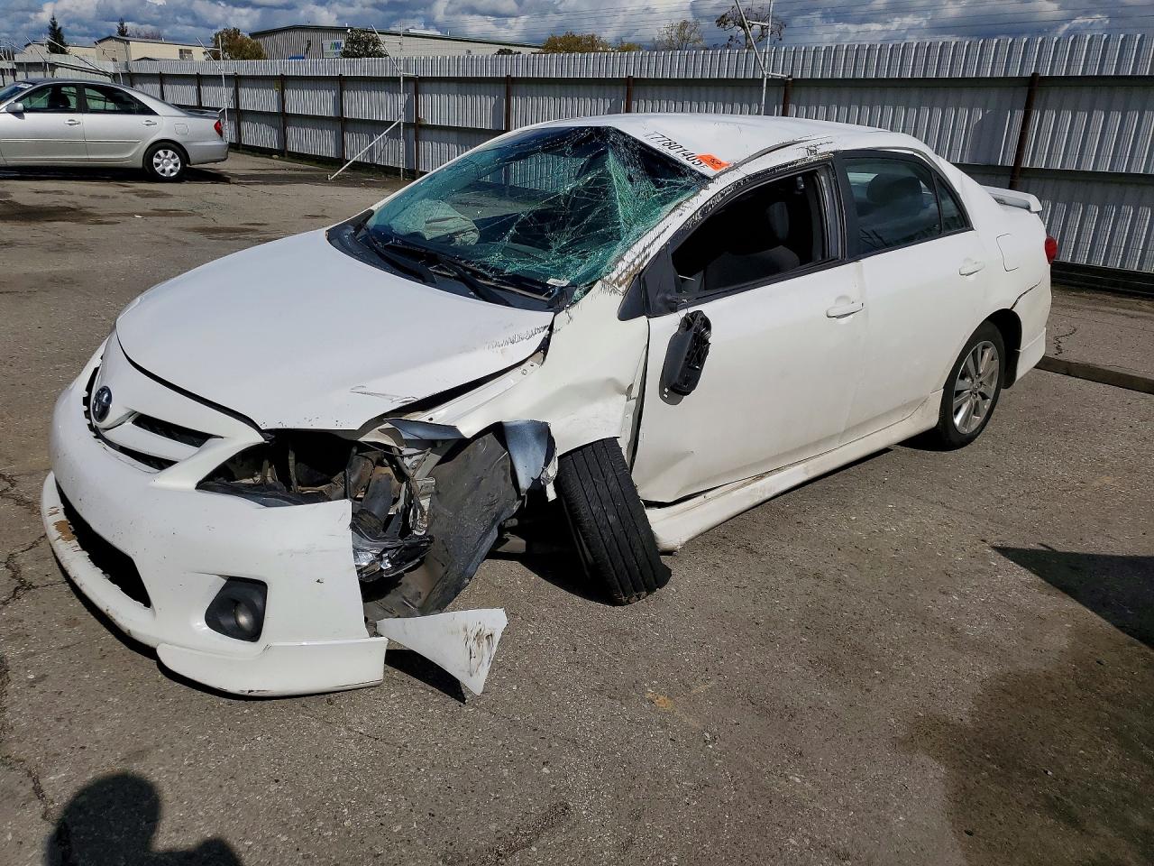 2011 TOYOTA COROLLA