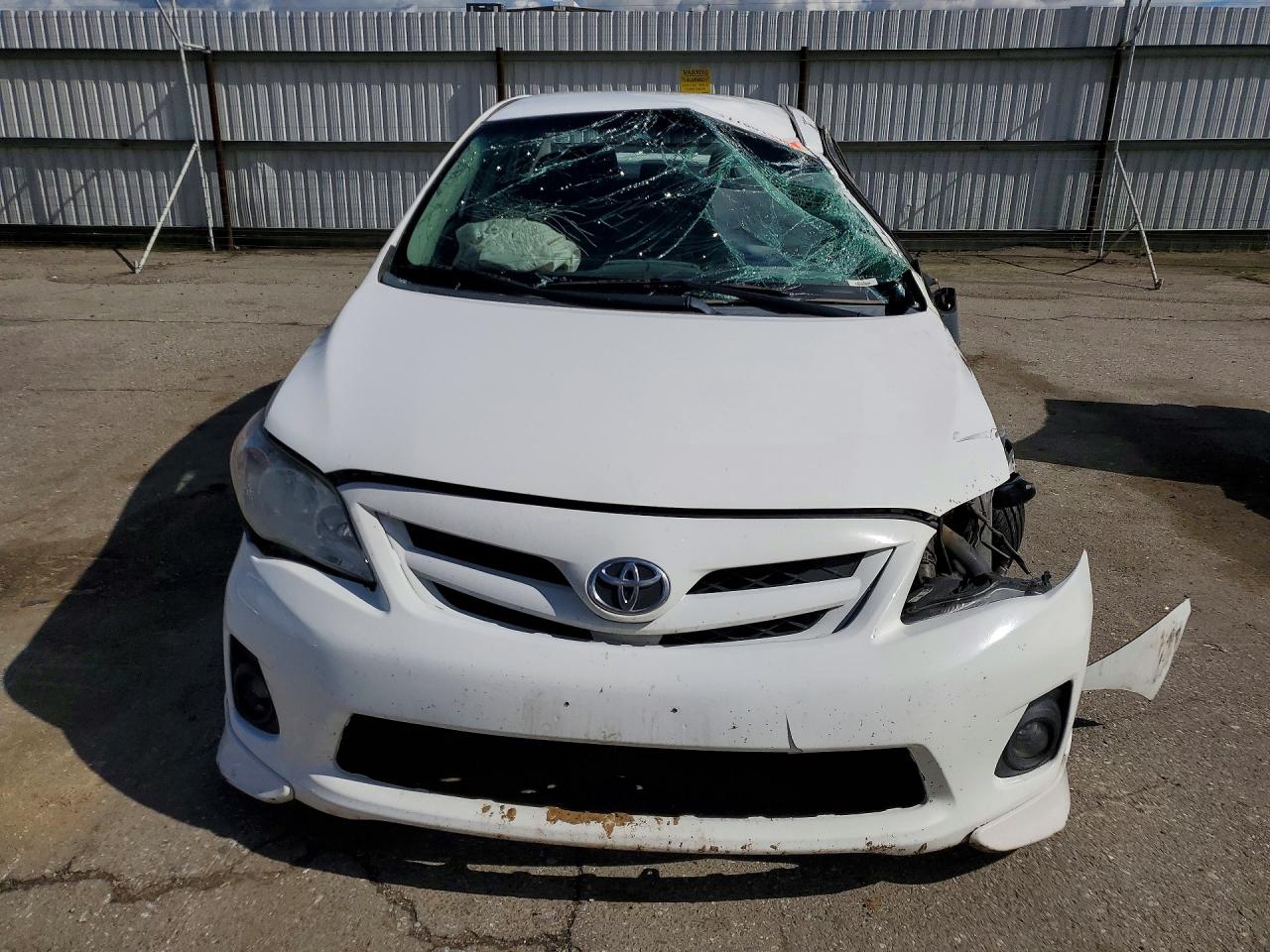 2011 TOYOTA COROLLA