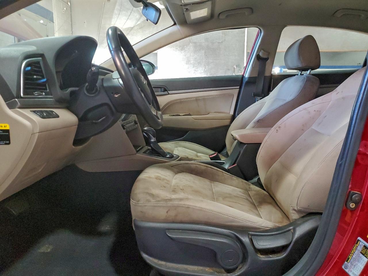 2017 HYUNDAI ELANTRA