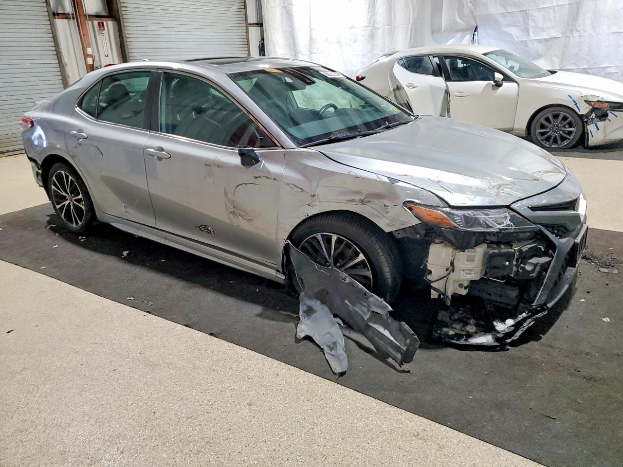 2019 TOYOTA CAMRY