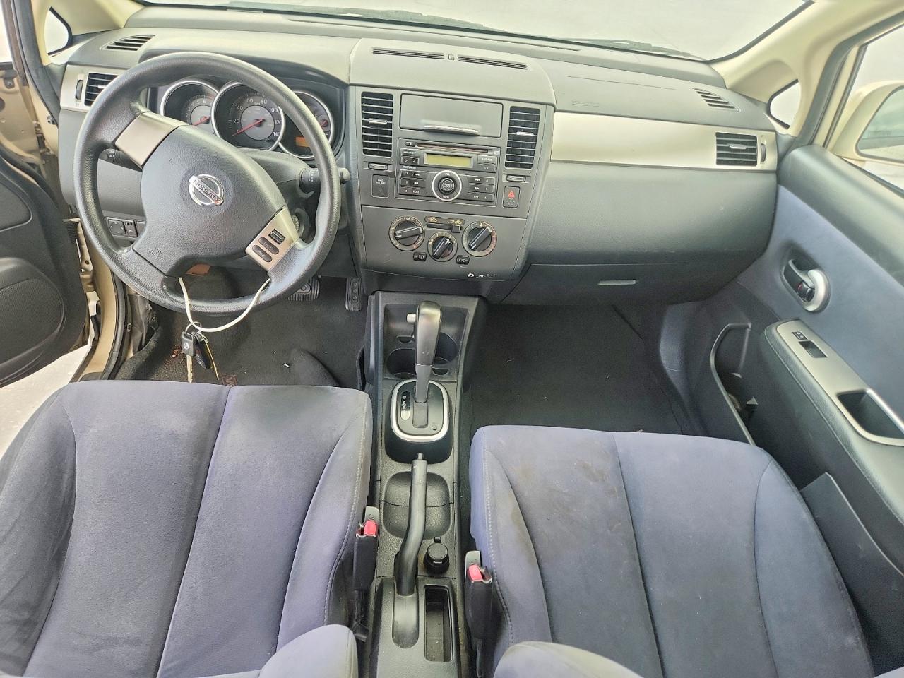 2009 NISSAN VERSA