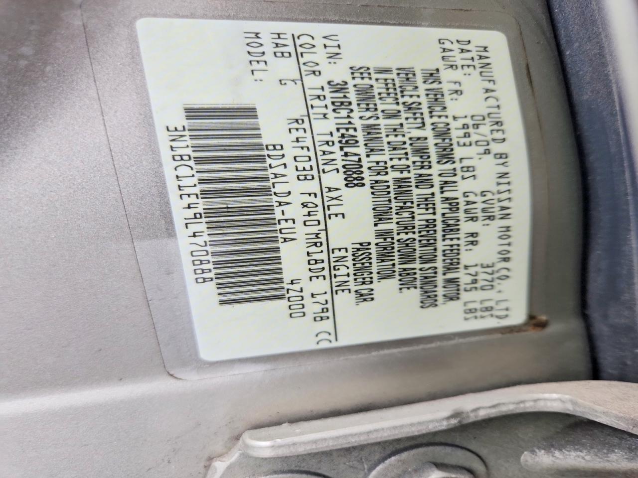 2009 NISSAN VERSA