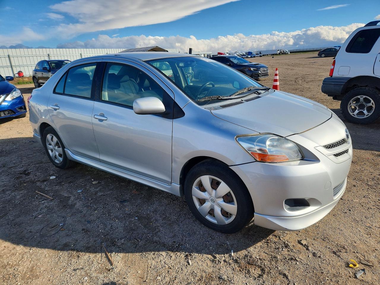 2008 TOYOTA YARIS