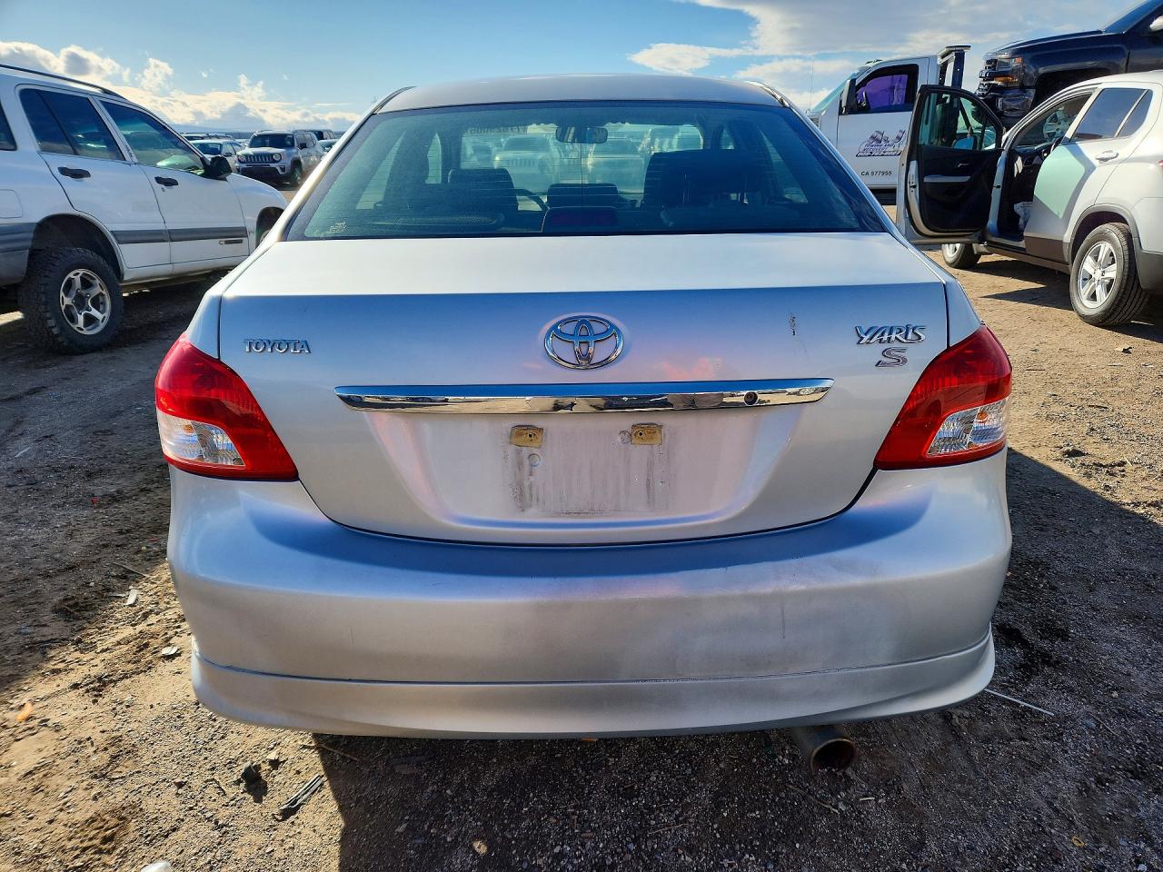 2008 TOYOTA YARIS