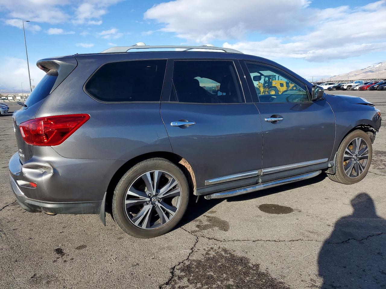 2018 NISSAN PATHFINDER