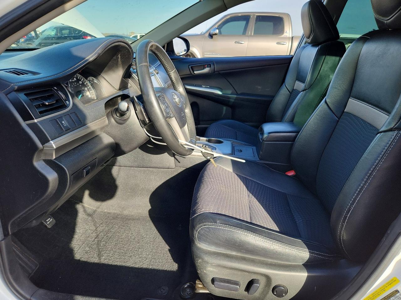 2014 TOYOTA CAMRY