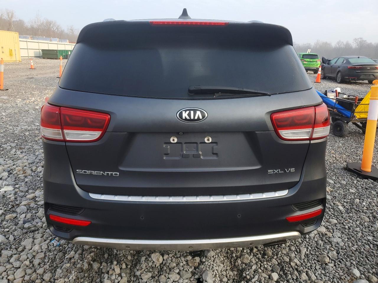 2018 KIA SORENTO