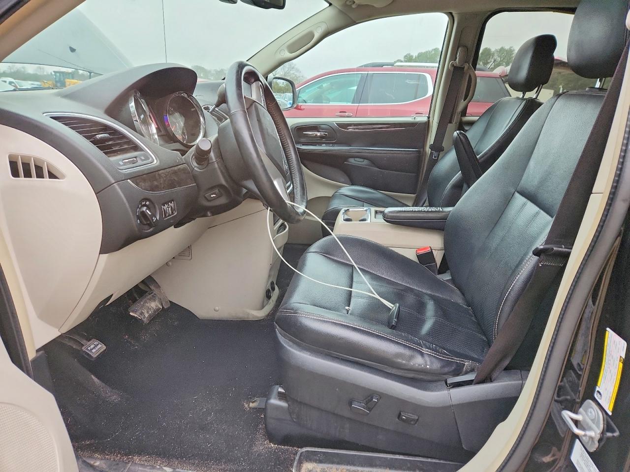 2014 CHRYSLER MINIVAN