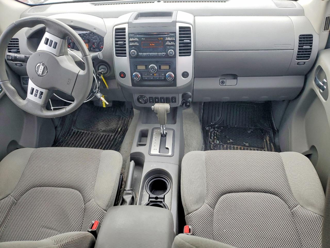 2014 NISSAN FRONTIER