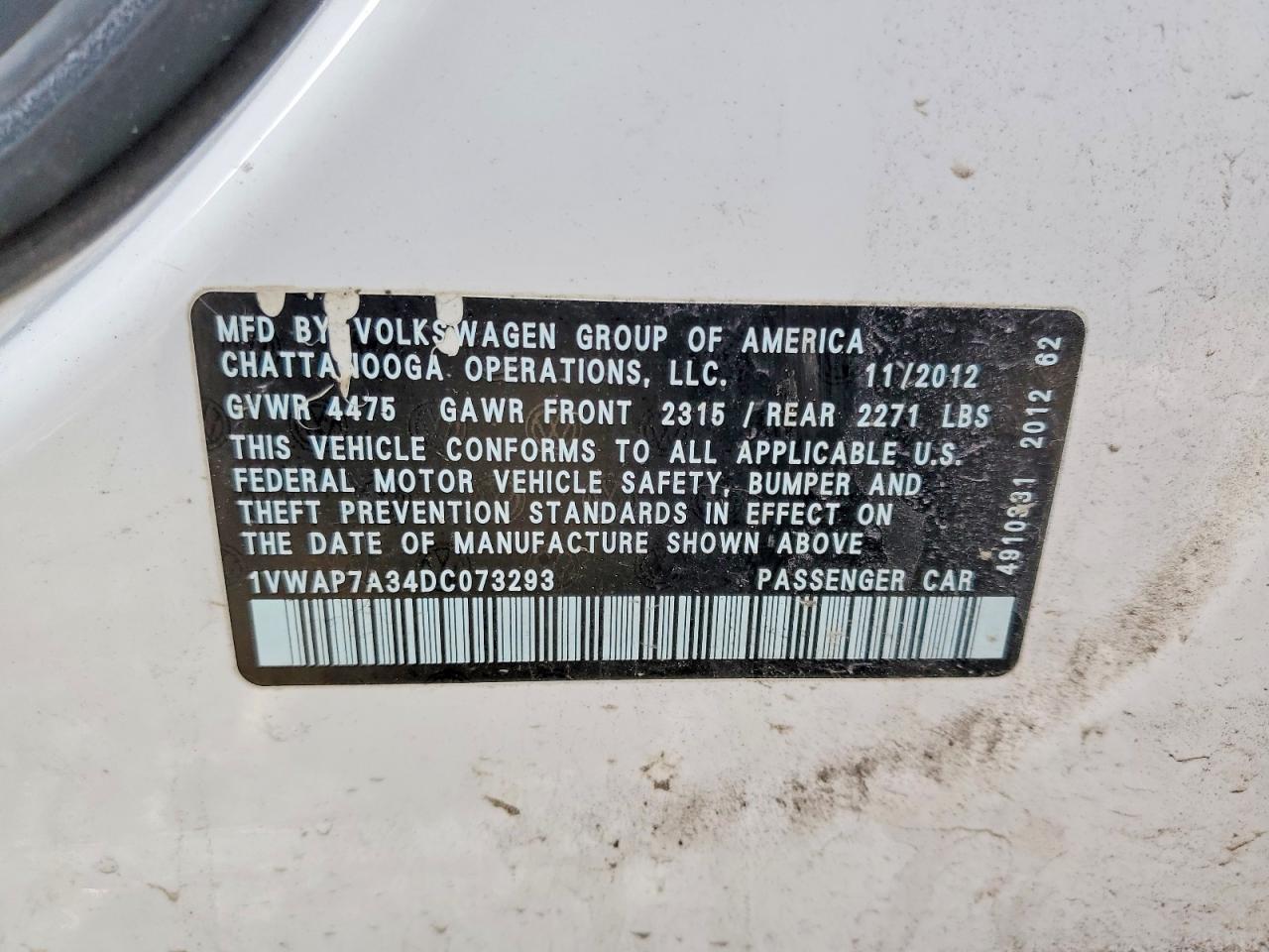 2013 VOLKSWAGEN PASSAT