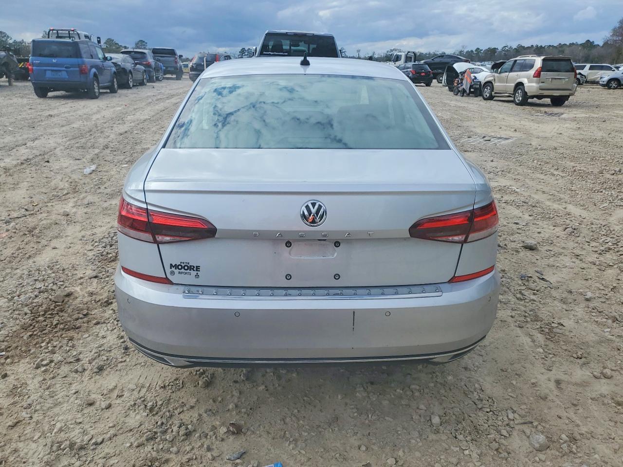 2020 VOLKSWAGEN PASSAT
