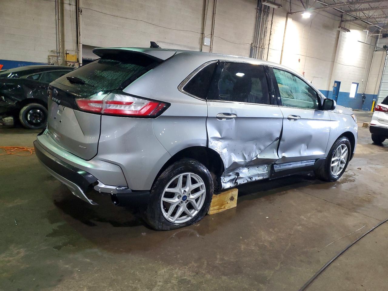 2022 FORD EDGE