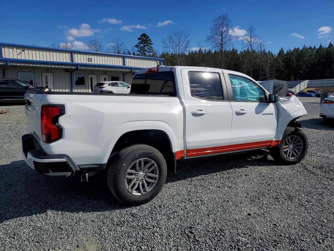 2024 CHEVROLET COLORADO