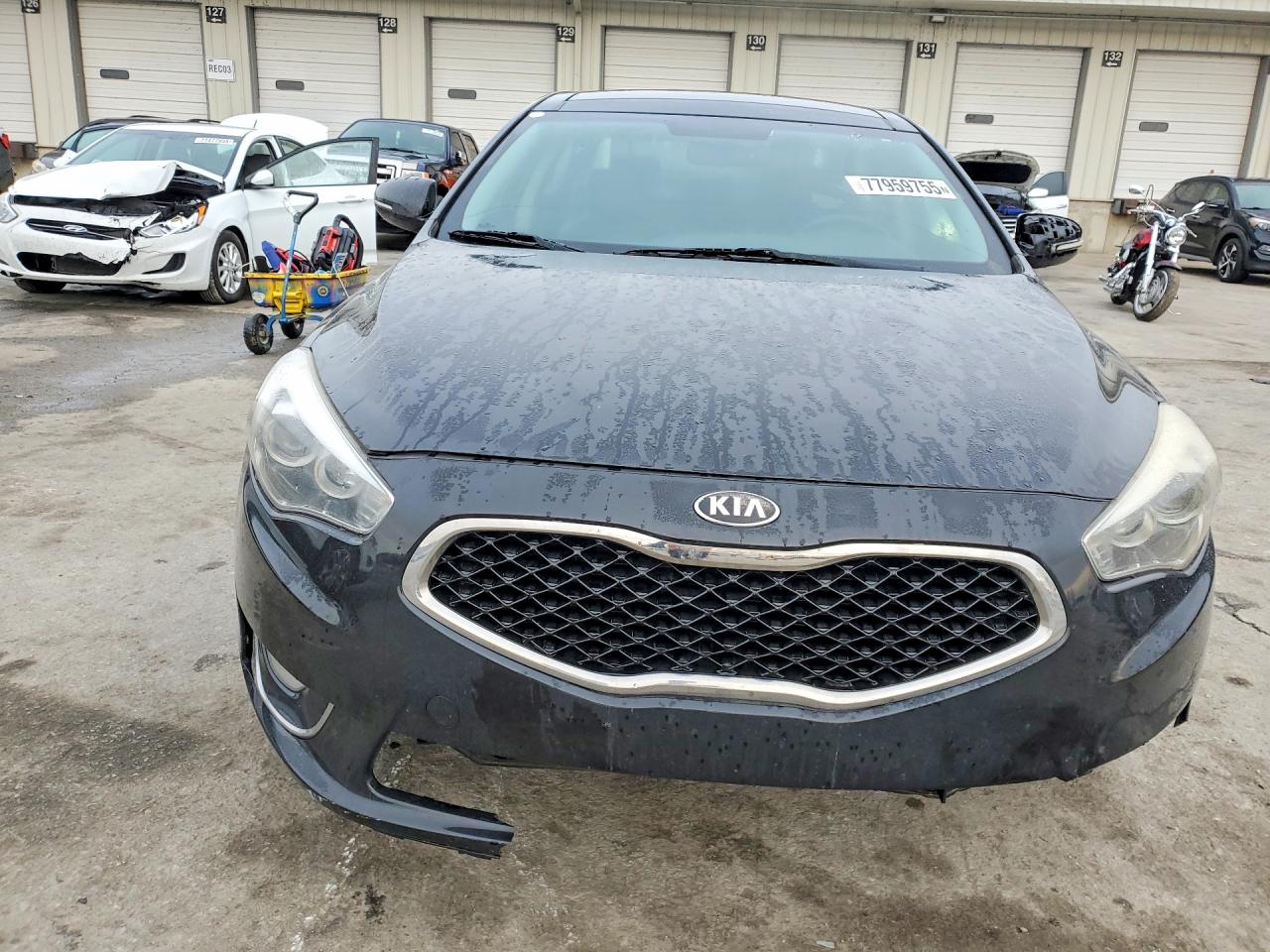 2014 KIA CADENZA