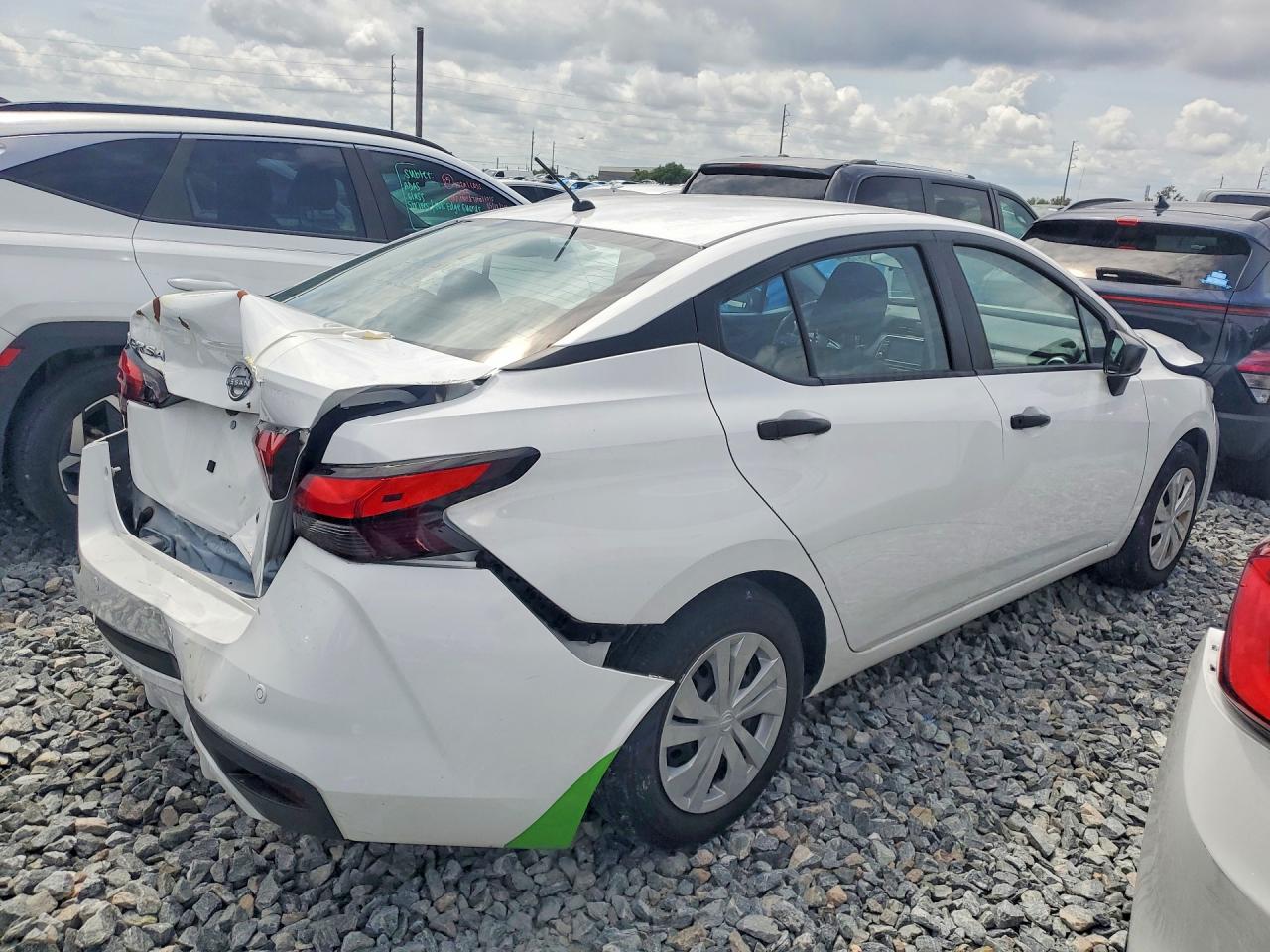 2024 NISSAN VERSA