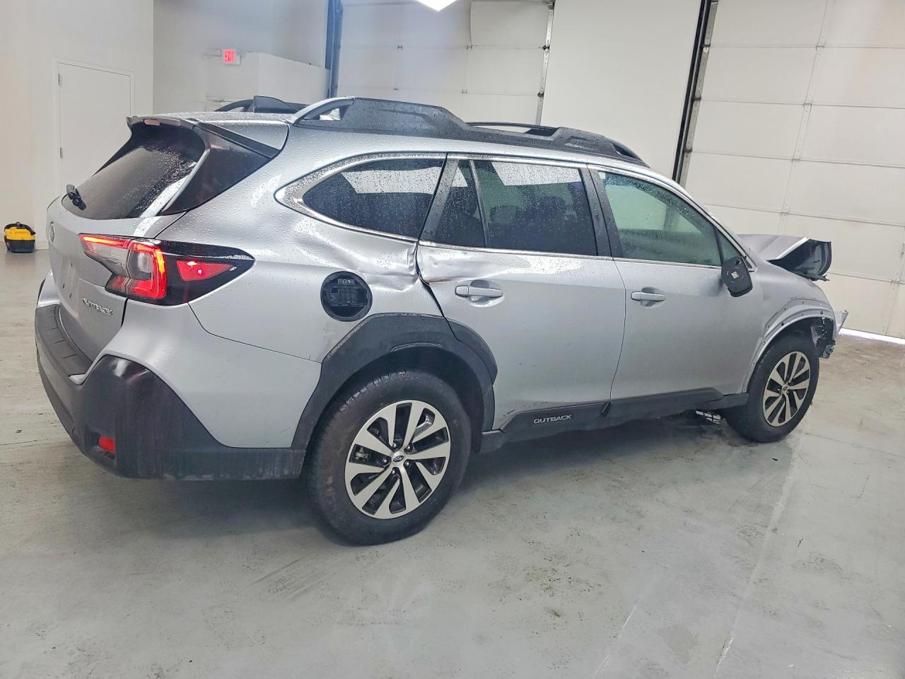 2025 SUBARU OUTBACK