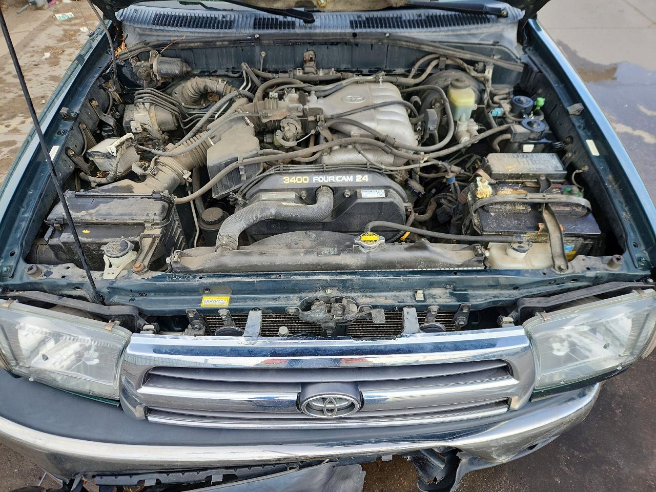 2000 TOYOTA 4RUNNER