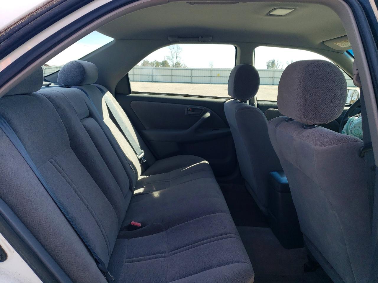 2001 TOYOTA CAMRY