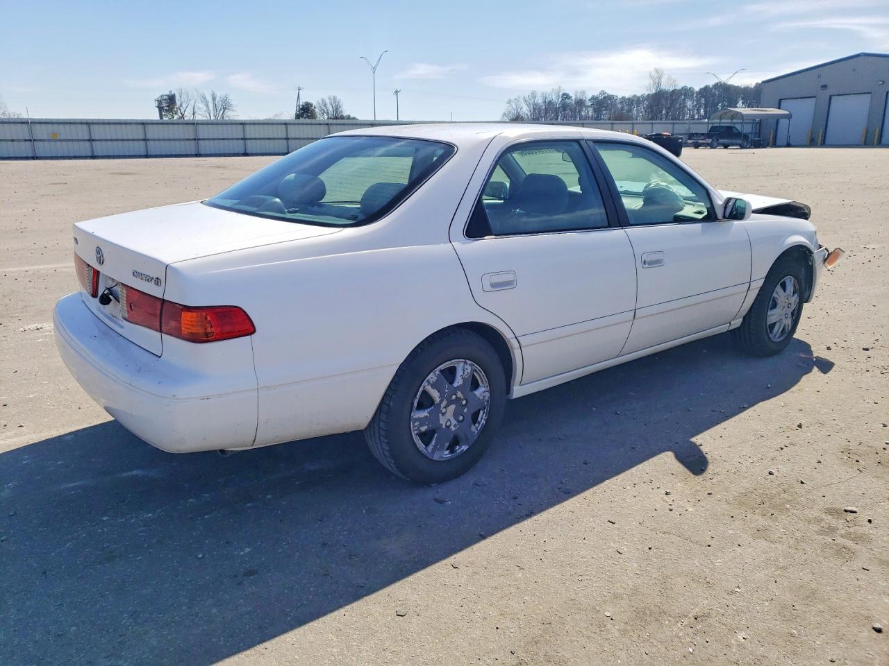 2001 TOYOTA CAMRY