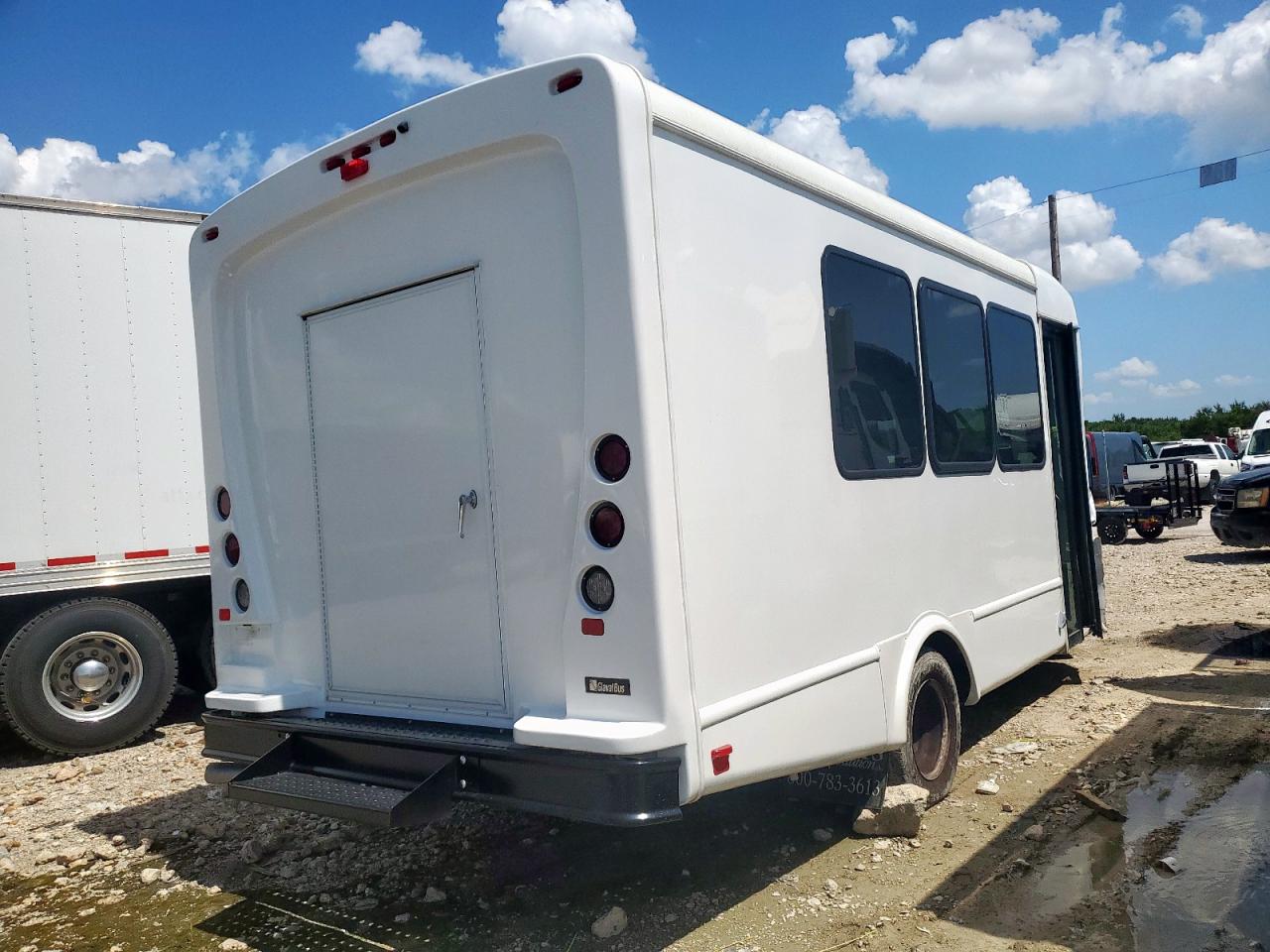 2024 FORD ECONOLINE