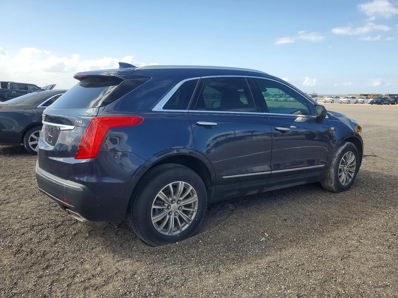 2018 CADILLAC XT5