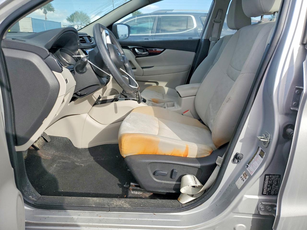 2019 NISSAN ROGUE