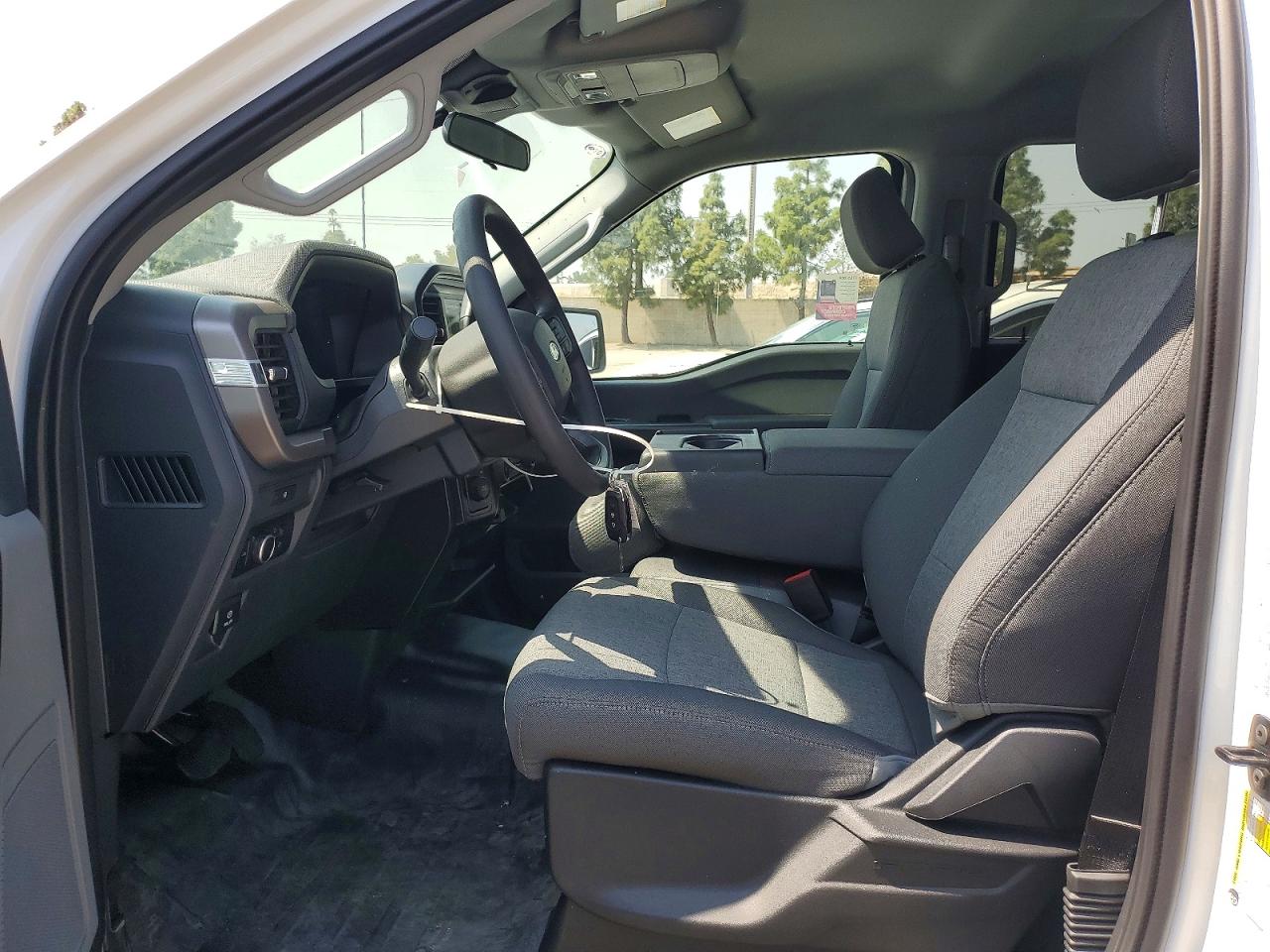 2025 FORD F150