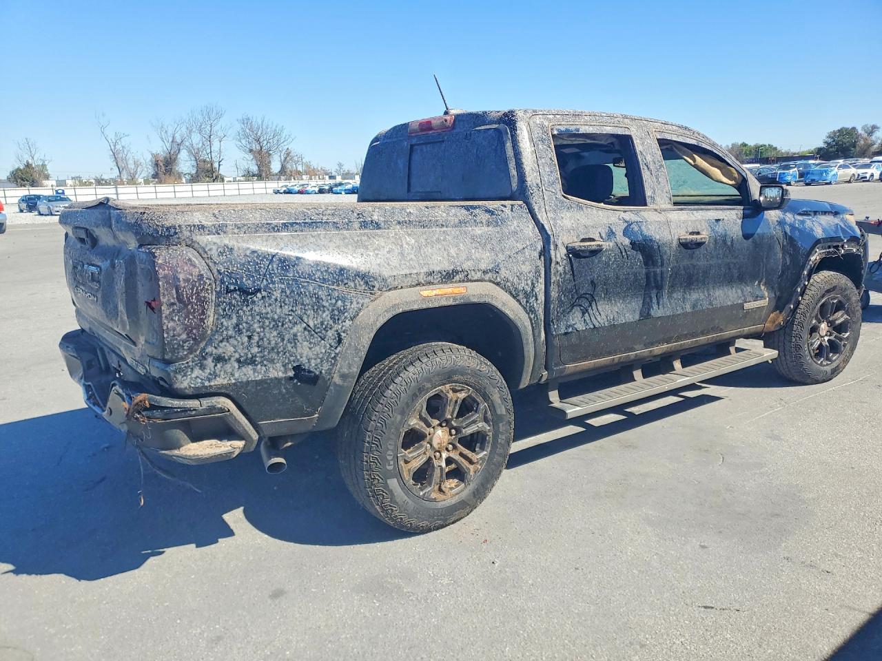 2024 GMC CANYON