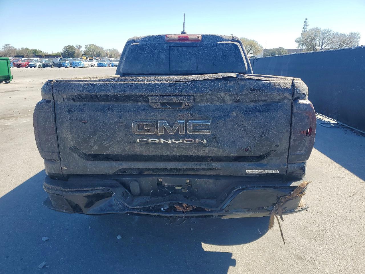2024 GMC CANYON